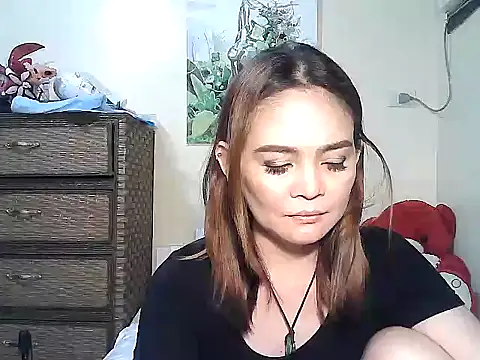 kisses-13 (F milf) - play my pussy