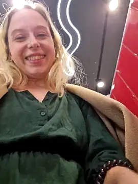 public_katrisha (F young) - Fingering in a park