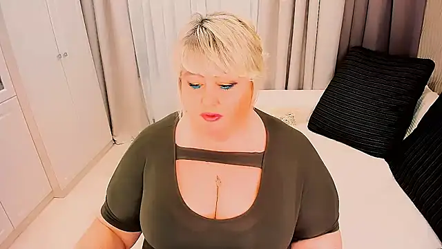 BIGTITSBBW