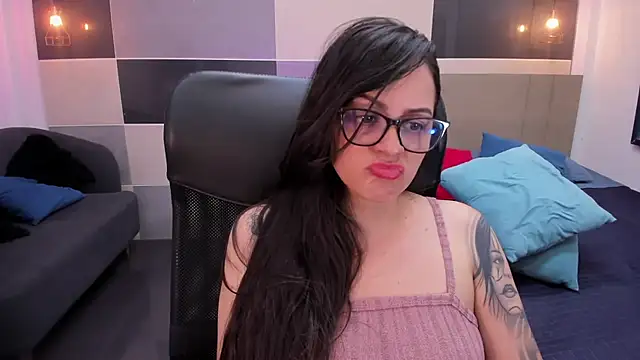 zara_jackson - Zara_Jackson's free webcam