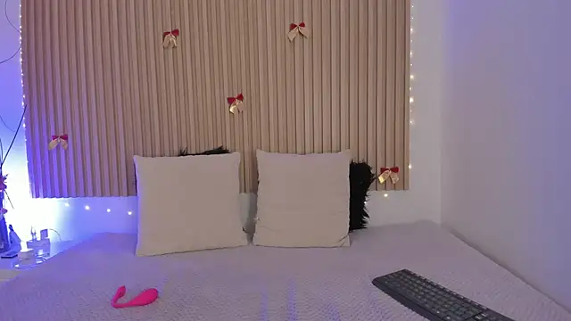 genesisruiz (F young) - 🤩 FUCK BOOBS 🤩