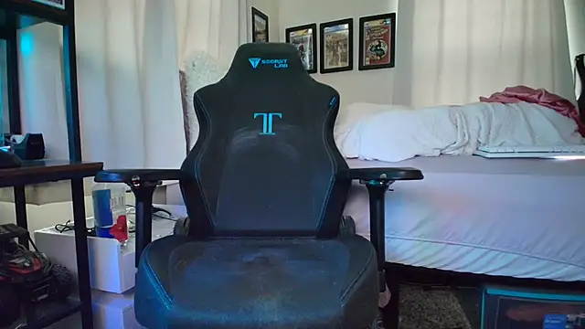 TSCassandraLove webcam