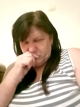 Apeesynka55211 webcam