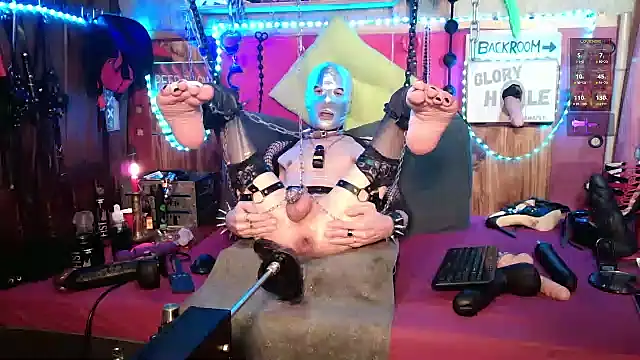 kamafly4you (Ask my age) - Double penetration with tentacle dildo