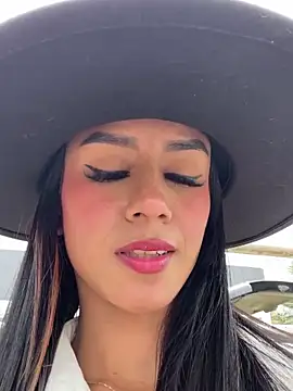 juliana_xander (F young) - Sexy twerk for me 😈