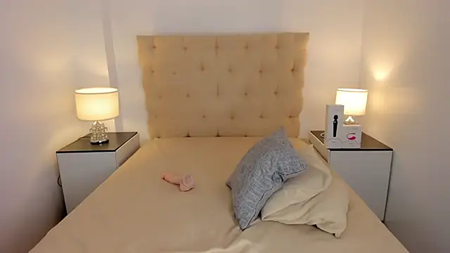 lovableXnaughty_lily