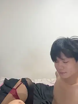 xiaohui660 live cam screenshot malefemale on Ufotopia – Live Cams & Video Chat Community