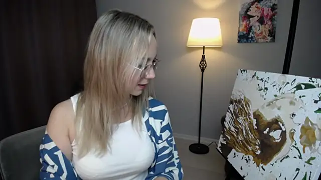 ava_elior - Ava_Elior's free webcam - UK Sex Cams