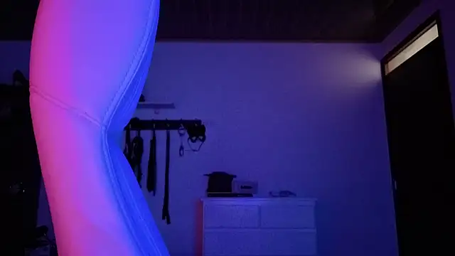 olivia_seex - Olivia_seex's free webcam - UK Sex Cams