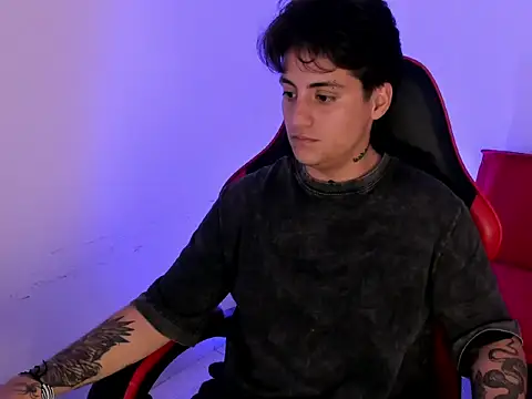 peytonbox - PeytonBox's free webcam - UK Sex Cams