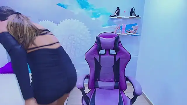 demi_leed (T teen) - cum