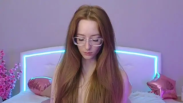 michadenver (F young) - oil on body #TWERK #OIL #SMALLTITS