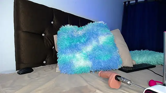 sweet_hot_mia (F young) - squirt+ control