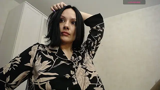 Goddess_Perfect_LEGS