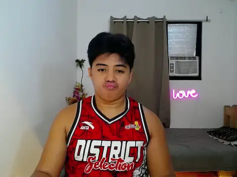 Hugecock2hundle_intown