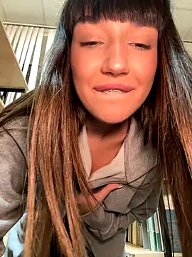 sophie_avory (Ask my age) - massage tits under top in front to man