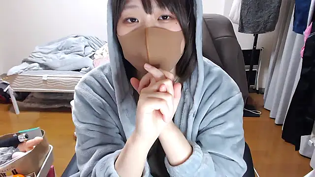 izumi__123 (Ask my age) - 🍰🍰２周年記念配信！４コイングルチャでお顔公開回！🍰🍰