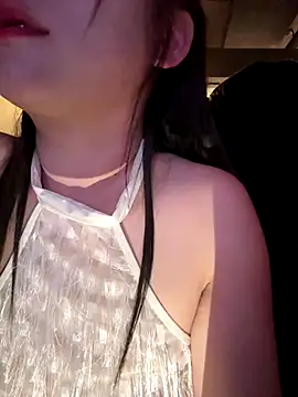 xixi_mm (F young) - 网吧 大厅 全裸 自慰 喷水