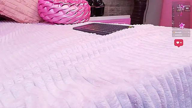 aurorasim (F young) - fuck my pussy an feet oil 🤤