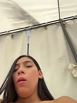 ema_azel (F young) - RIDE DILDO NO MERCY+ ASS VERY RED