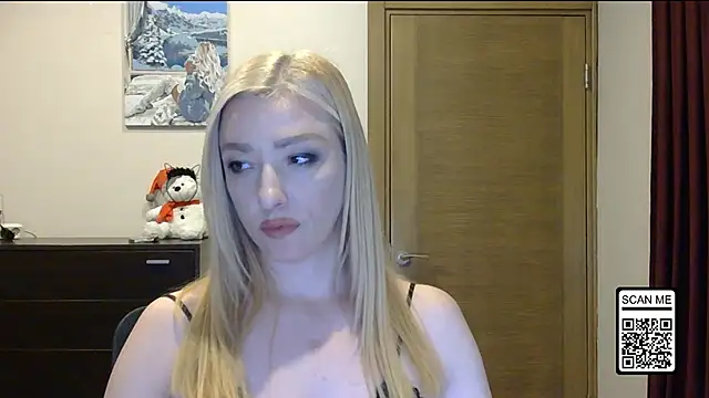 wild_silk_desire (F milf) - Change clothes and sexy dance )