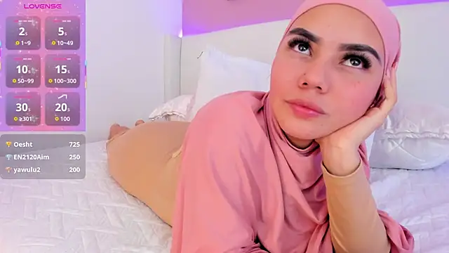 _saandy (F teen) - spanking my tail hard 🔥