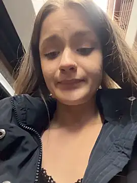 kittyqueeny (F young) - 2 fingers stretch tight pussy in restr😈