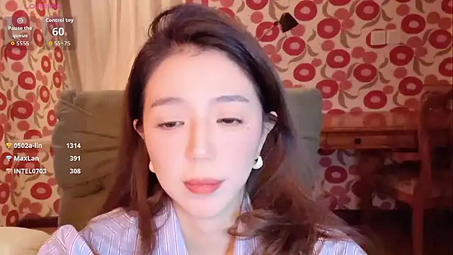 agelin- (F milf) - 祝蜜儿的哥哥们周末愉快，完成目标蜜儿口哥哥大肉棒