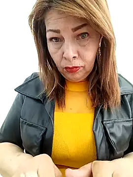 vanessa__01 (G young) - I walk naked through the office 🔥🥵