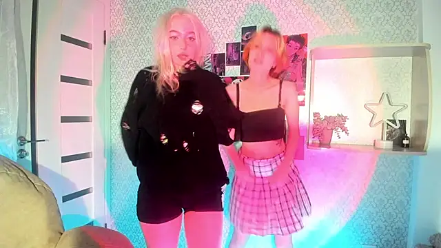 ane_mia (G teen) - ✨Kiss✨