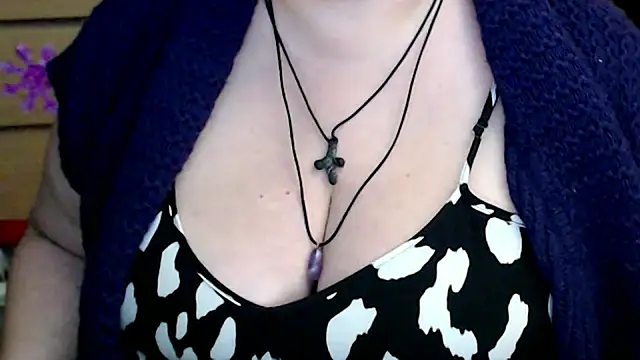 mayasmith (F milf) - cum show