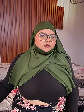 _shara_handal_ (F young) - TOY NORA AND OIL IN TITS