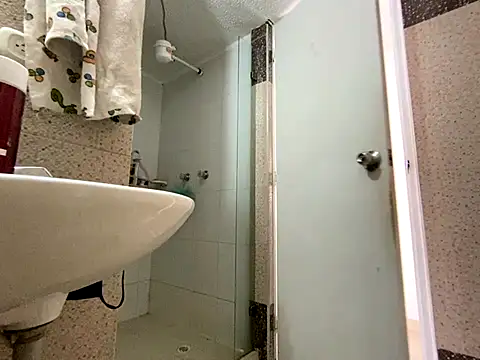 lyarose (F young) - Espectáculo estilo perrito 🩷