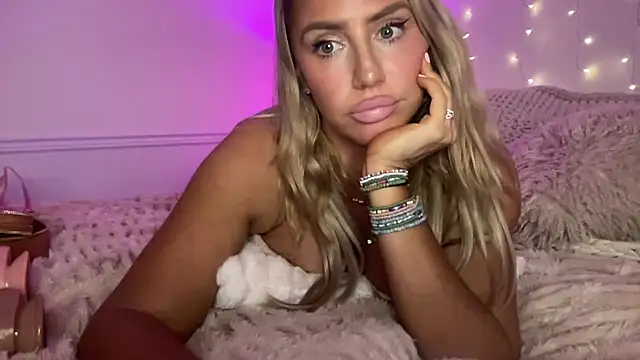 Fitnessbabe69 webcam