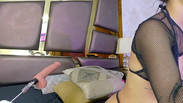 nicoleesposito (F young) - Blowjob 1 min