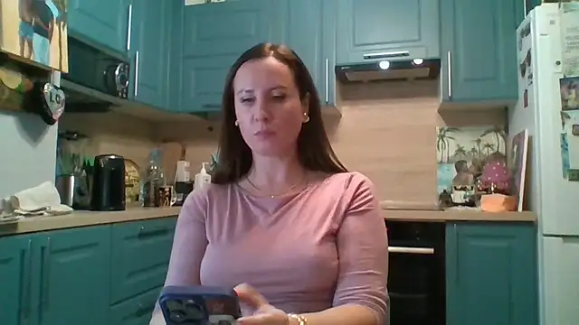 ALICAINWONDERLAND webcam