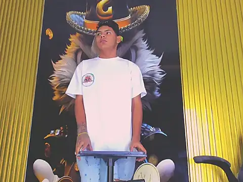 tommy_bigcock19 (G twink) - 🔥show cum explosive 🔥