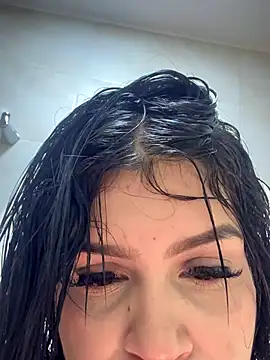 lucianaquen - LucianaQuen's free webcam