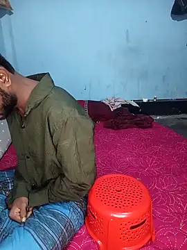 romanticcouple432 (Ask my age) - Live