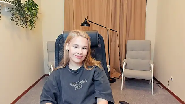 corrineschrodt - CorrineSchrodt's free webcam