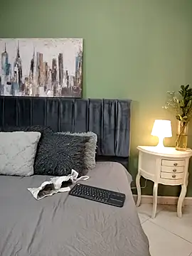 scarlett_moore (F milf) - handbra