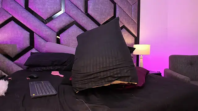 manu_bauer (T young) - let me sit on your face