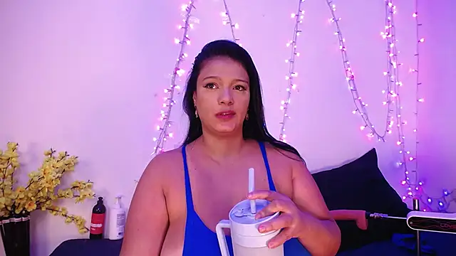nicol_love0 (F milf) - more more squirt on your face 😈💦💦