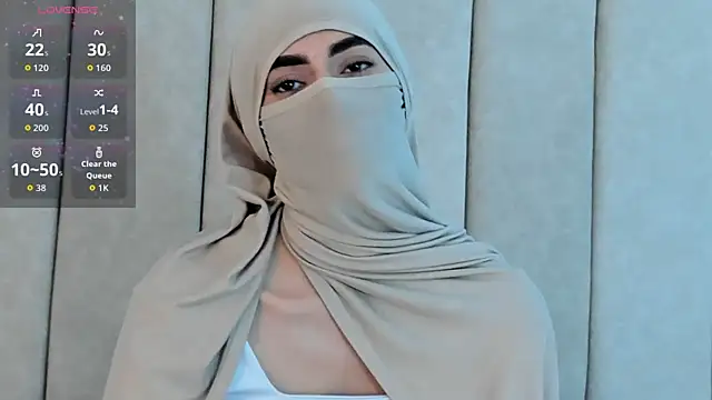 _zahiira_ (F young) - full NAKED+ off hijab