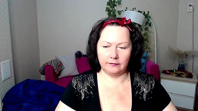 milf_hornys (F milf) - body tour