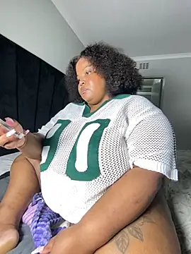 misslola27 (F young) - lets  fuck while paying bills