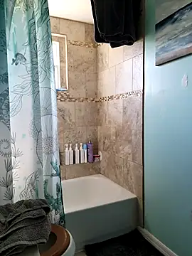 sexynikki6969 (F milf) - Use ice in pussy