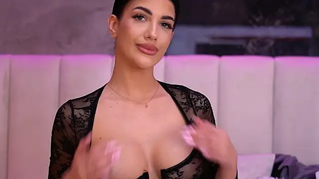 raisakali (F young) - Hey R 🖤🤎