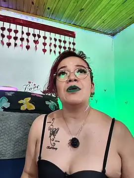 keila_j (F milf) - 💫spank me + put a finger in my ass 🎈💋