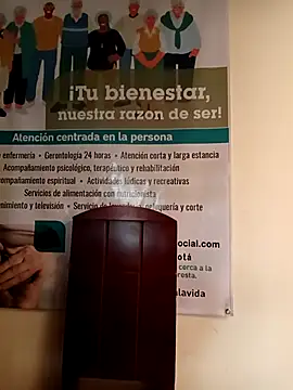 andrea-10_ (F young) - SHOW TITS PATIENT 😅 HE TITS LICK-TICKET